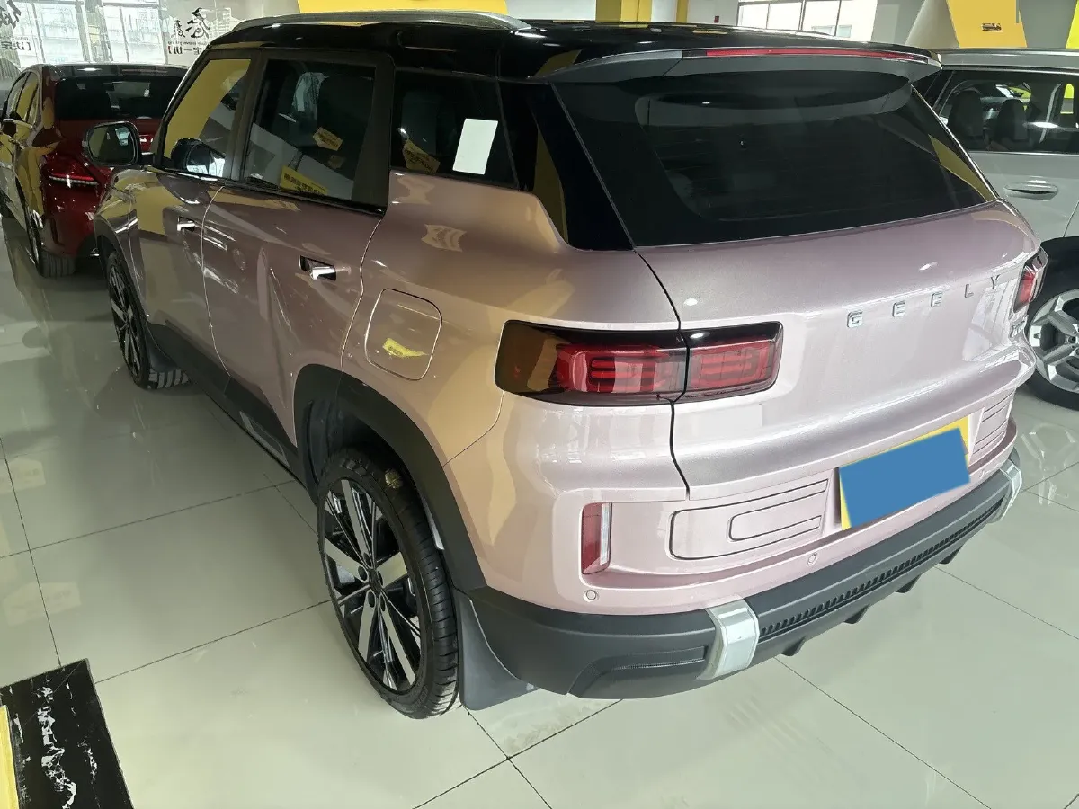 2023 Geely ICON 1.5T 181HP L4 7DCT,autocango,china used car exporter,china ev exporter,chinese used car exporter,chinese used ev exporter