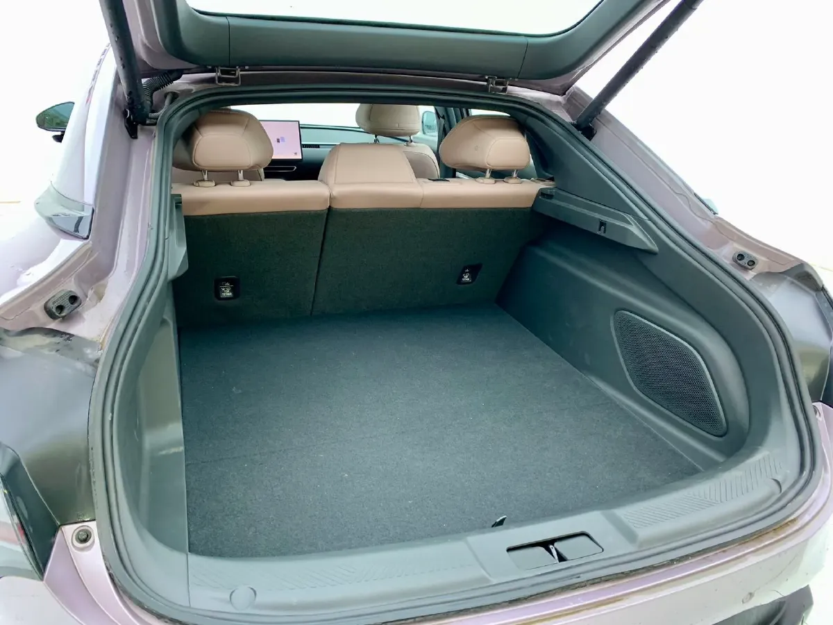 2025 Xpeng MONA M03 BEV,autocango,china used car exporter,china ev exporter,chinese used car exporter,chinese used ev exporter