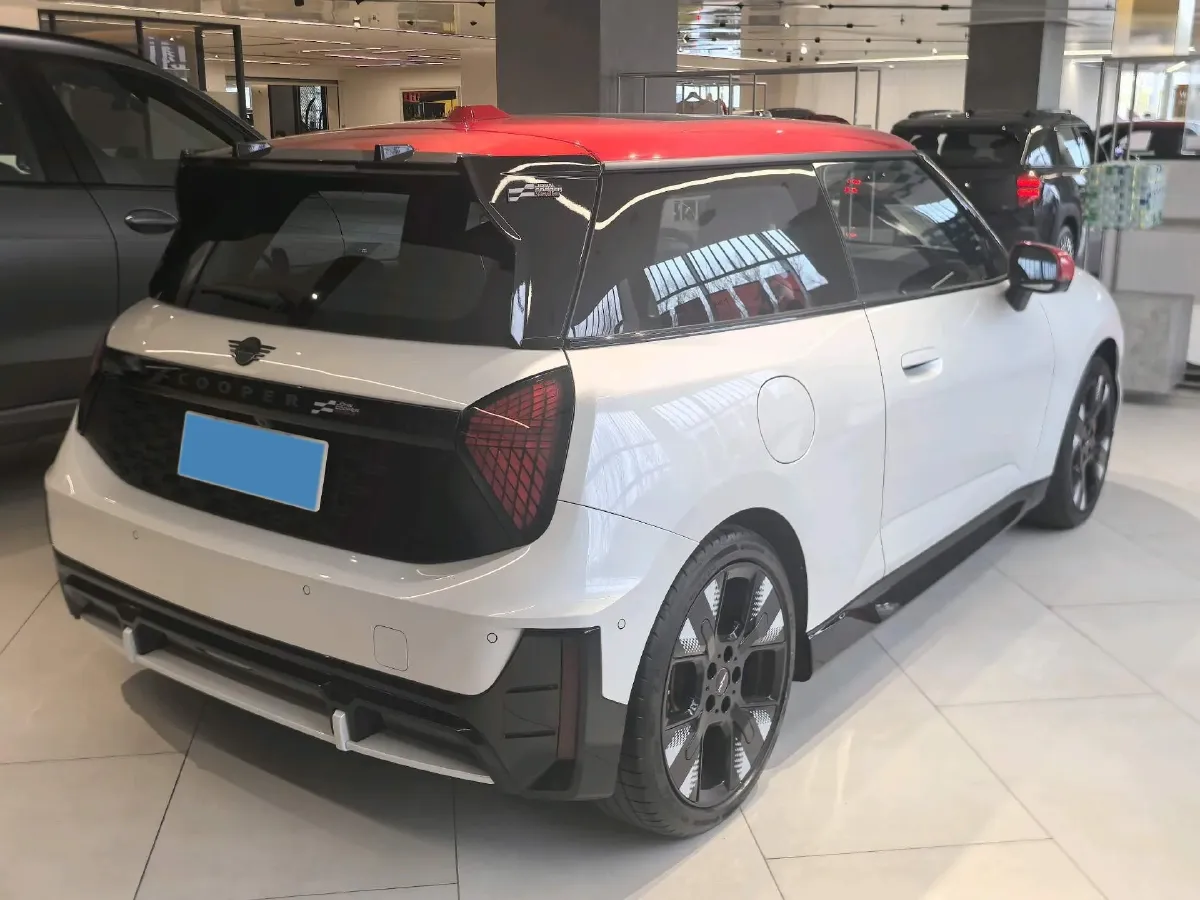 2025 MINI JCW BEV,autocango,china used car exporter,china ev exporter,chinese used car exporter,chinese used ev exporter