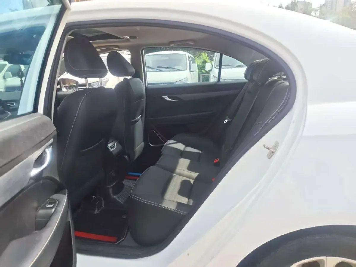 2021 Geely Coolray 1.4T 141HP L4 6MT,autocango,china used car exporter,china ev exporter,chinese used car exporter,chinese used ev exporter