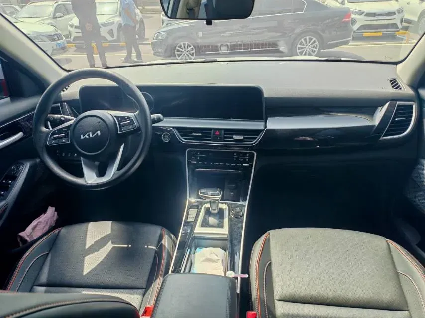 2023 Kia Seltos 1.5L 115HP L4 CVT,autocango,china used car exporter,china ev exporter,chinese used car exporter,chinese used ev exporter