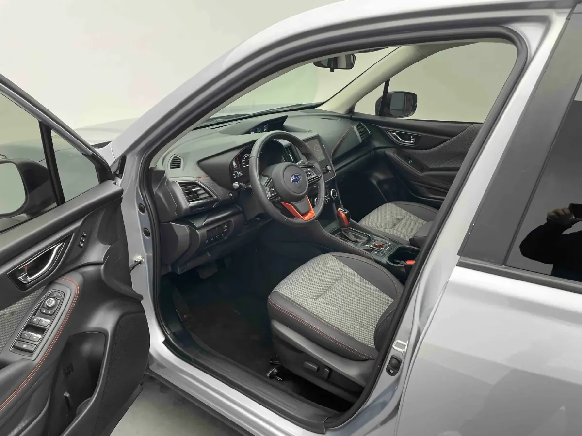 2022 Subaru Forester 2.0L 154HP H4 CVT,autocango,china used car exporter,china ev exporter,chinese used car exporter,chinese used ev exporter