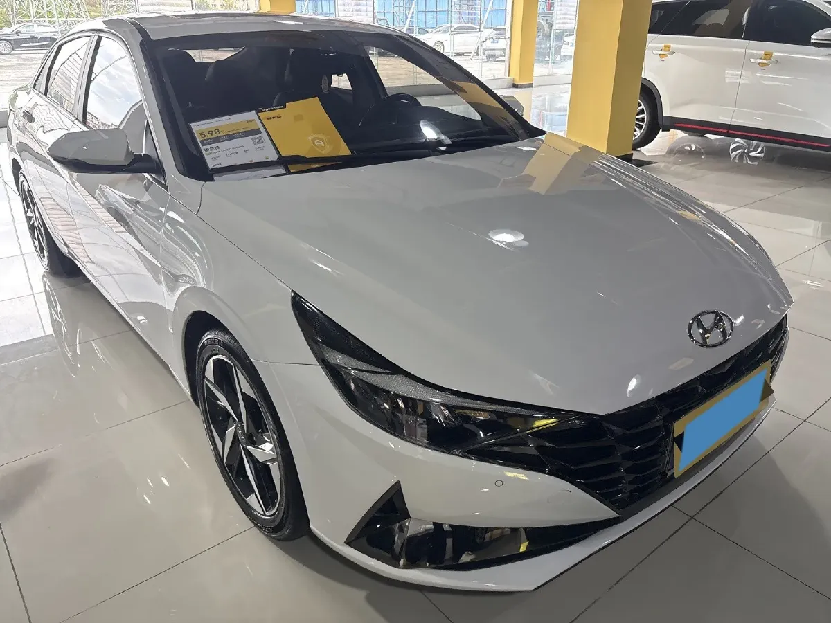 2021 Hyundai Elantra 1.5L 115HP L4 CVT,autocango,china used car exporter,china ev exporter,chinese used car exporter,chinese used ev exporter