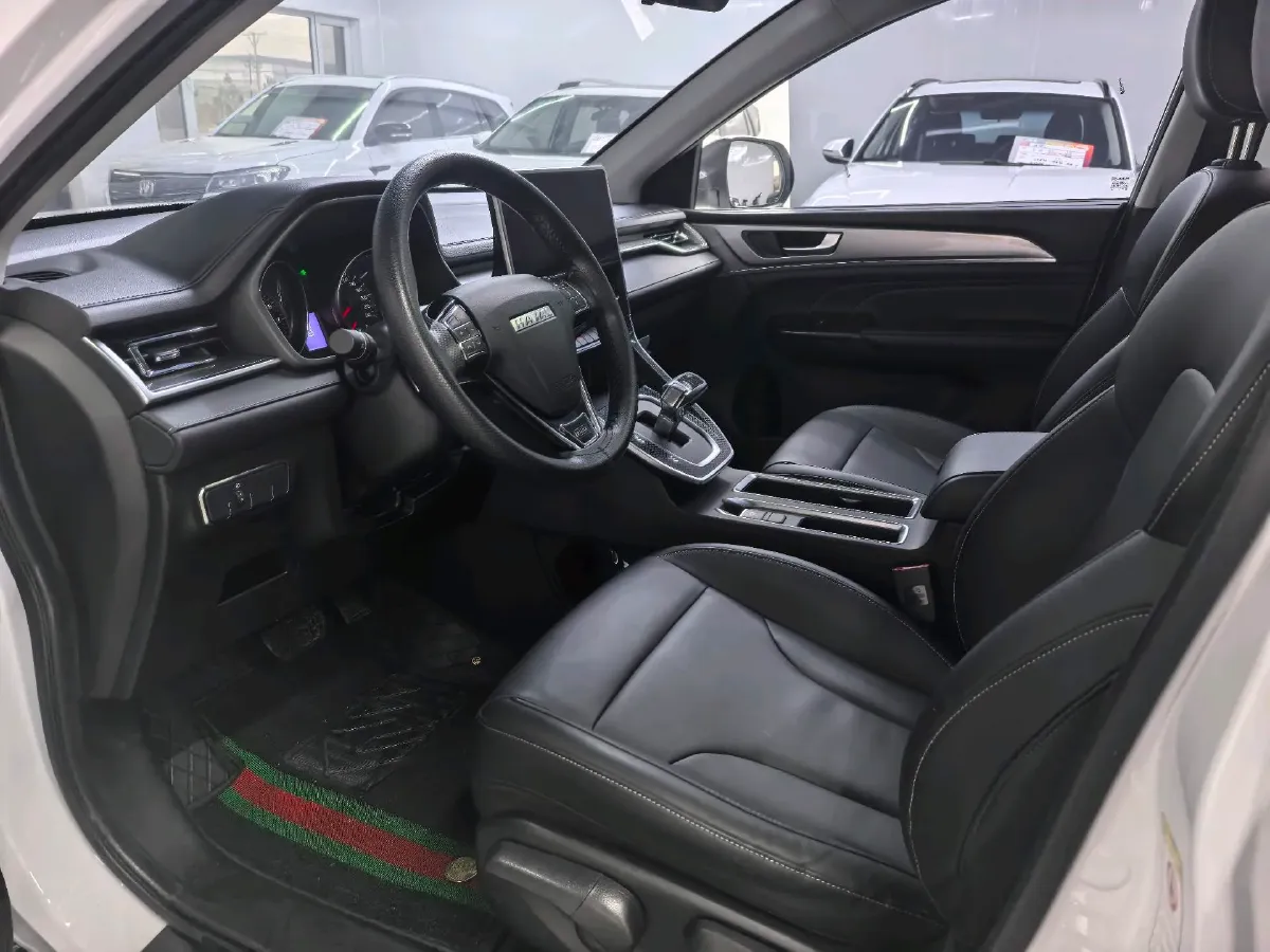 2021 Haval M6 1.5T 150HP L4 7DCT,autocango,china used car exporter,china ev exporter,chinese used car exporter,chinese used ev exporter