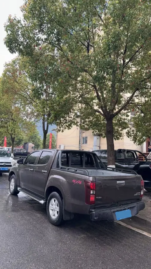 2019 Isuzu LingTuo 2.5T 129HP L4 6MT,autocango,china used car exporter,china ev exporter,chinese used car exporter,chinese used ev exporter