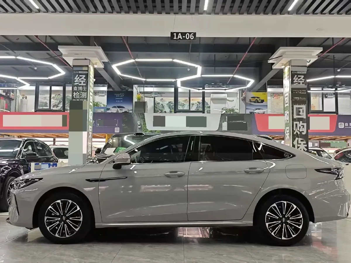 2024 Fulwin FulwinA8 1.5T 156HP L4 1DHT PHEV 18.3KWH,autocango,china used car exporter,china ev exporter,chinese used car exporter,chinese used ev exporter