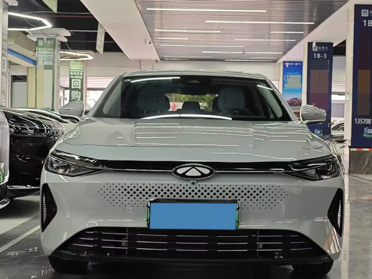 2024 Fulwin FulwinA8 1.5T 156HP L4 1DHT PHEV 18.3KWH,autocango,china used car exporter,china ev exporter,chinese used car exporter,chinese used ev exporter