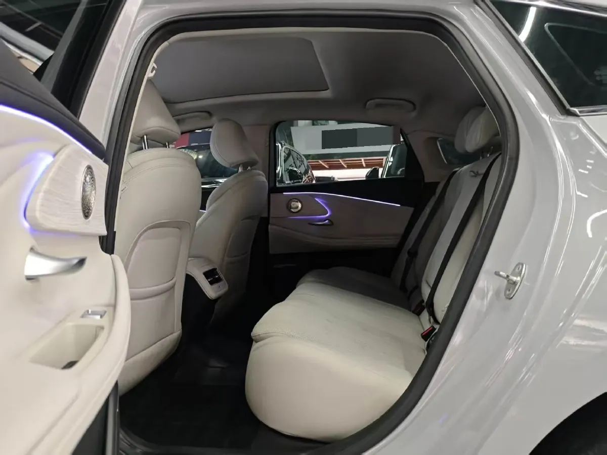 2024 Fulwin FulwinA8 1.5T 156HP L4 1DHT PHEV 18.3KWH,autocango,china used car exporter,china ev exporter,chinese used car exporter,chinese used ev exporter