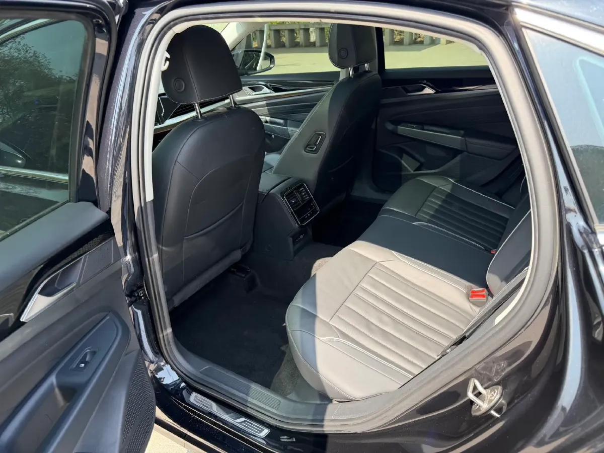 2022 Skoda Kodiak GT 2.0T 186HP L4 7DCT,autocango,china used car exporter,china ev exporter,chinese used car exporter,chinese used ev exporter