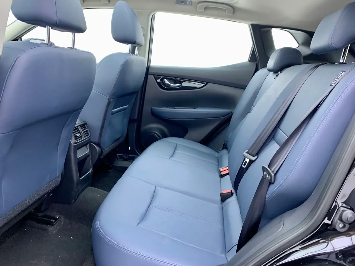 2025 Nissan Qashqai 2.0L 151HP L4 CVT,autocango,china used car exporter,china ev exporter,chinese used car exporter,chinese used ev exporter