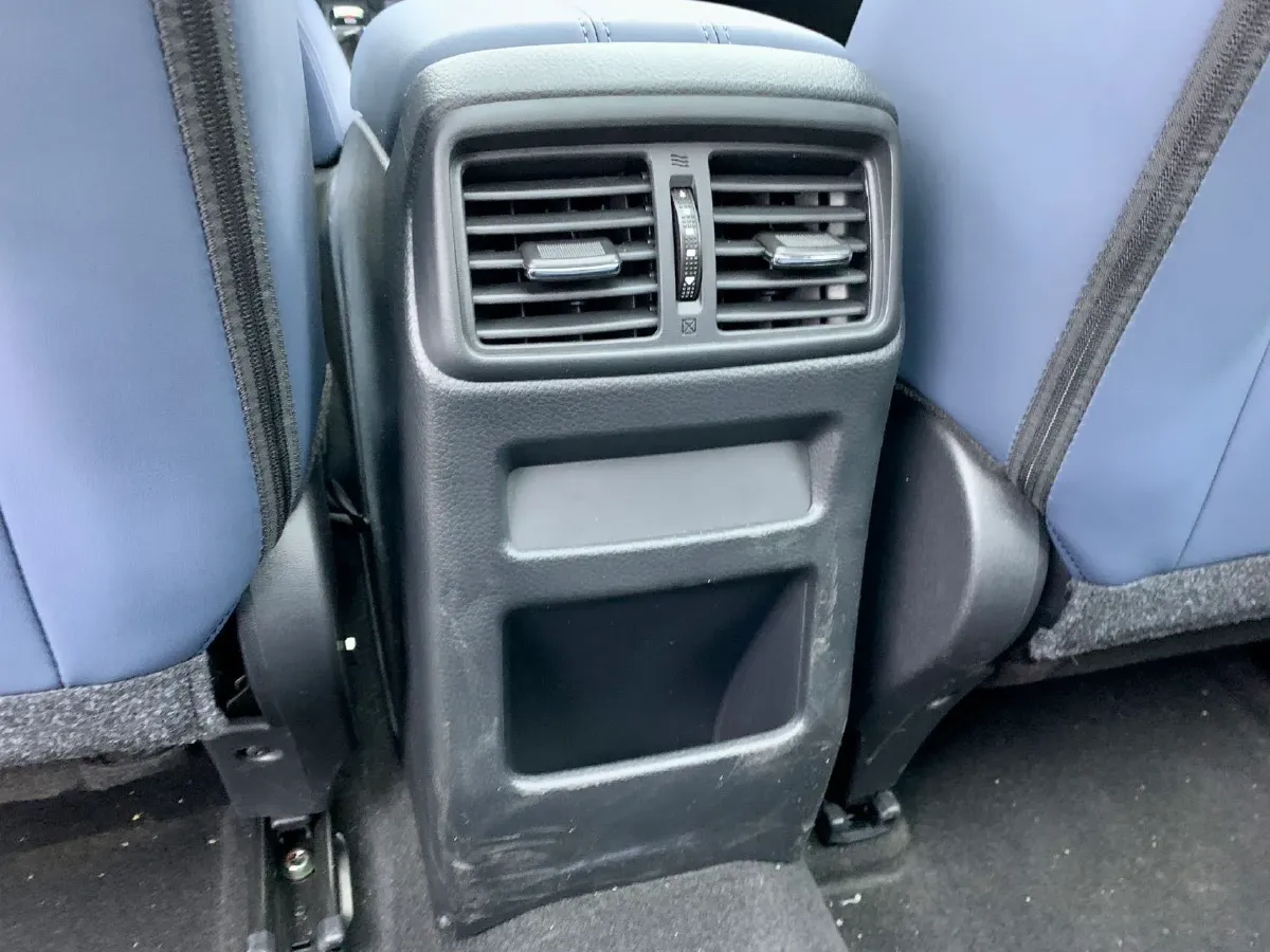 2025 Nissan Qashqai 2.0L 151HP L4 CVT,autocango,china used car exporter,china ev exporter,chinese used car exporter,chinese used ev exporter