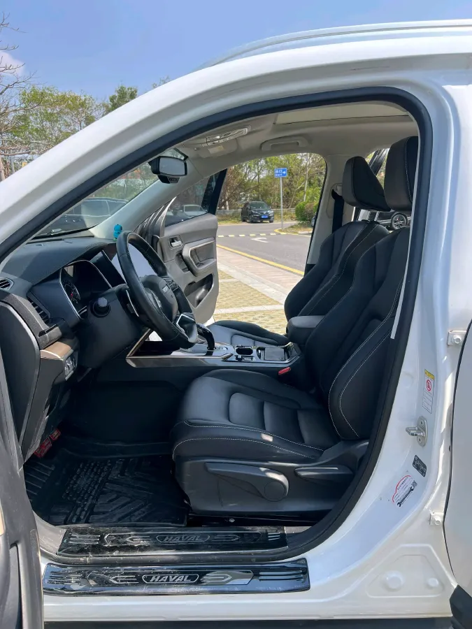 2019 Haval H6 1.5T 169HP L4 7DCT,autocango,china used car exporter,china ev exporter,chinese used car exporter,chinese used ev exporter