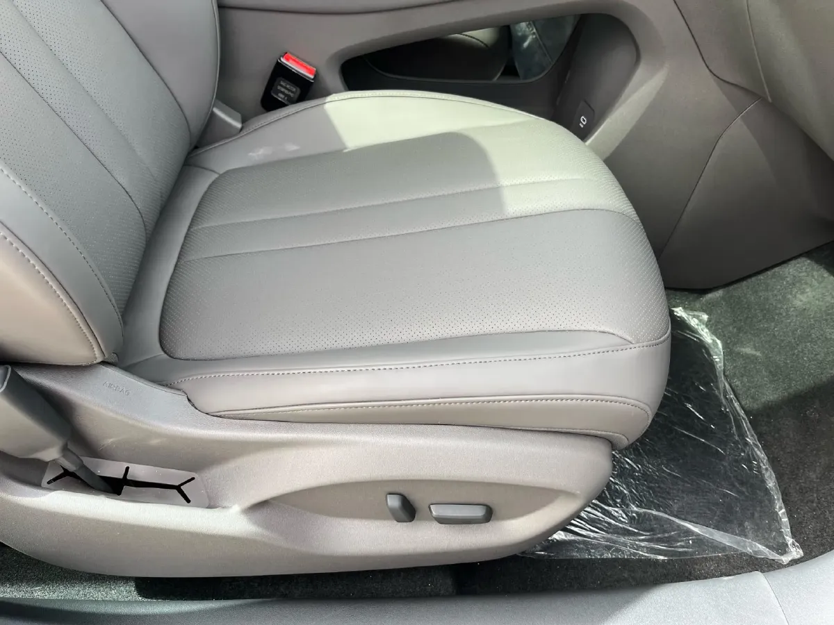 2025 HIMA Shangjie H5 BEV,autocango,china used car exporter,china ev exporter,chinese used car exporter,chinese used ev exporter