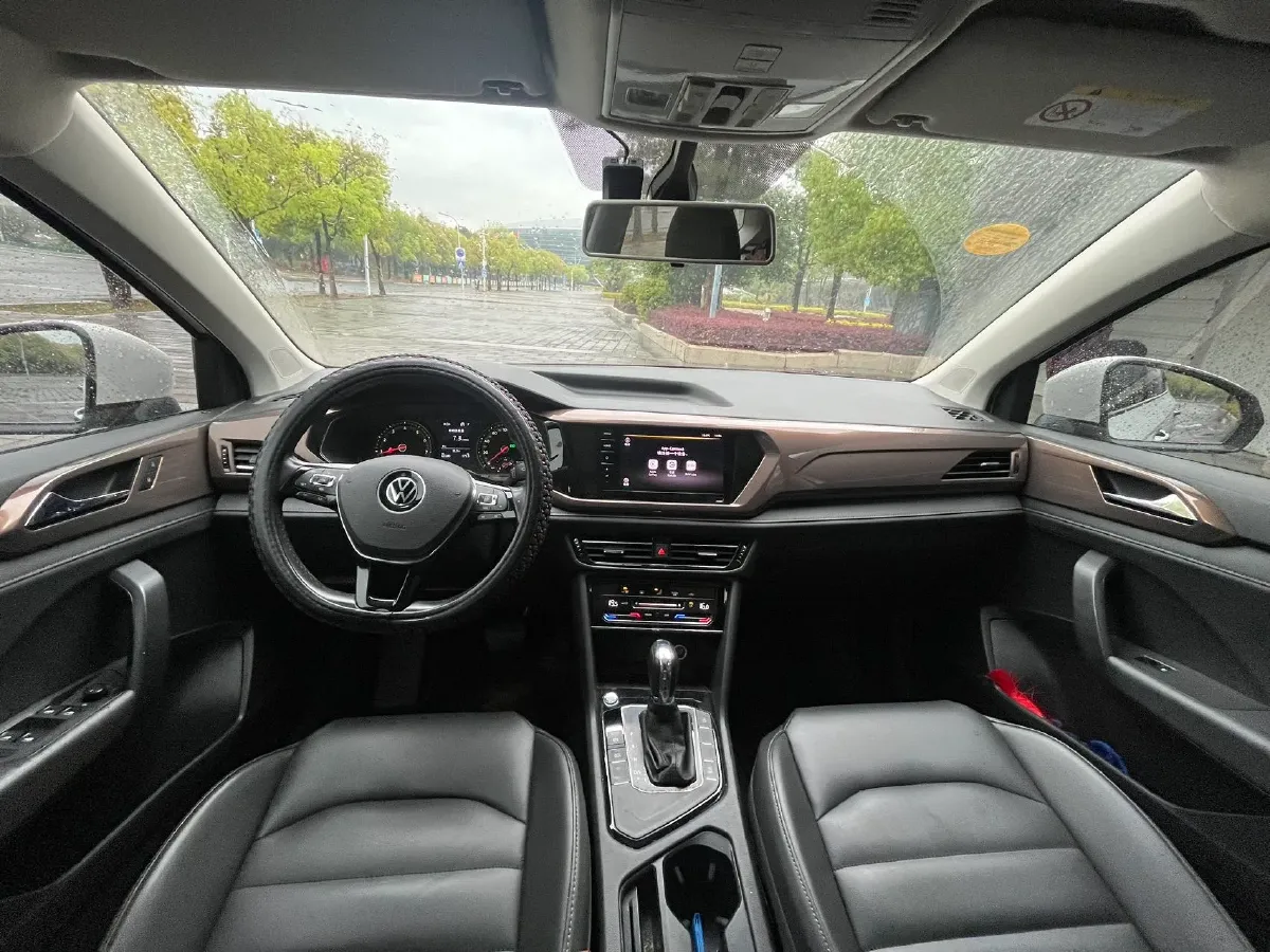 2021 Volkswagen Tharu 1.4T 150HP L4 7DCT,autocango,china used car exporter,china ev exporter,chinese used car exporter,chinese used ev exporter