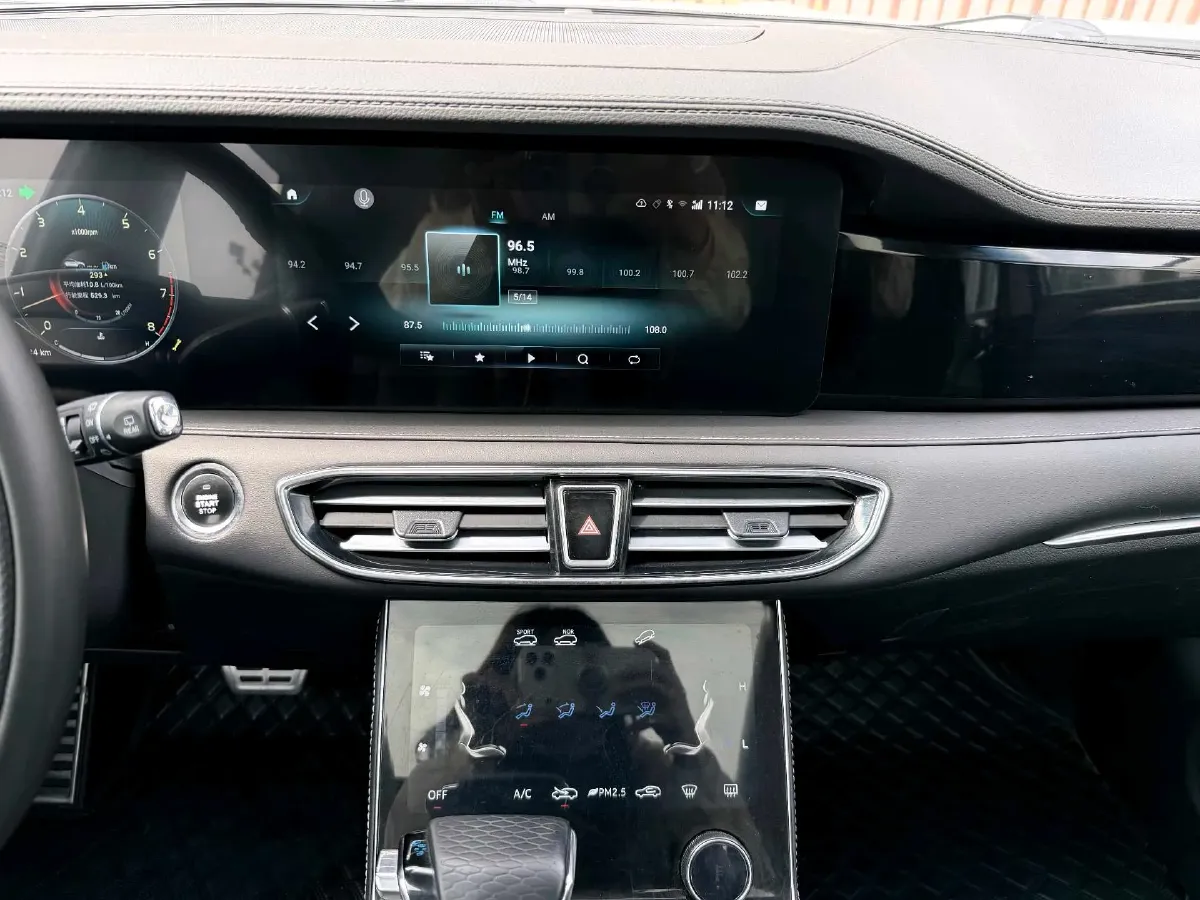 2020 Jetour X90 1.6T 197HP L4 7DCT,autocango,china used car exporter,china ev exporter,chinese used car exporter,chinese used ev exporter