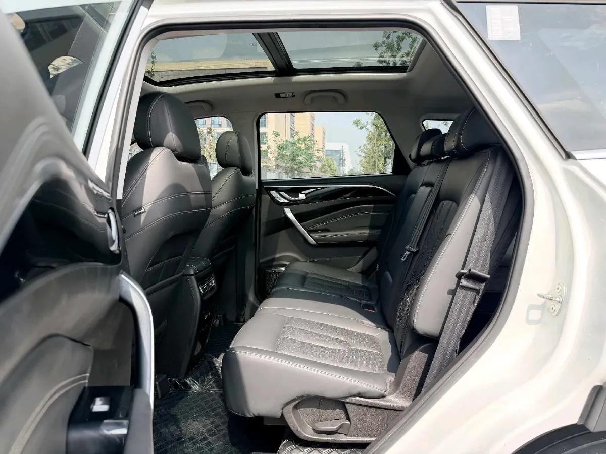 2020 Jetour X90 1.6T 197HP L4 7DCT,autocango,china used car exporter,china ev exporter,chinese used car exporter,chinese used ev exporter