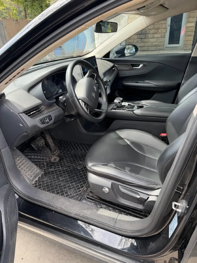 2022 HongQi E-QM5 BEV 54KWH,autocango,china used car exporter,china ev exporter,chinese used car exporter,chinese used ev exporter