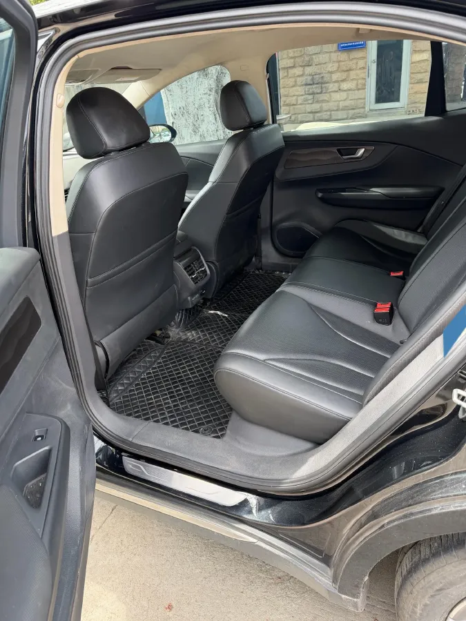 2022 HongQi E-QM5 BEV 54KWH,autocango,china used car exporter,china ev exporter,chinese used car exporter,chinese used ev exporter