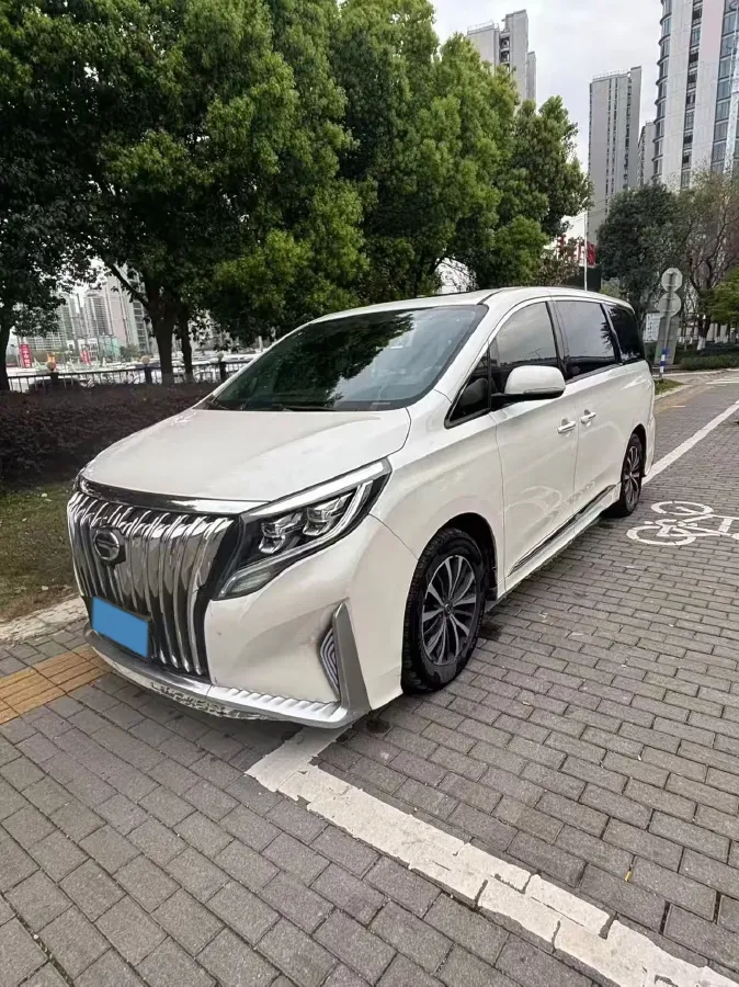 2021 GAC Trumpchi M8 2.0T 252HP L4 8AT,autocango,china used car exporter,china ev exporter,chinese used car exporter,chinese used ev exporter