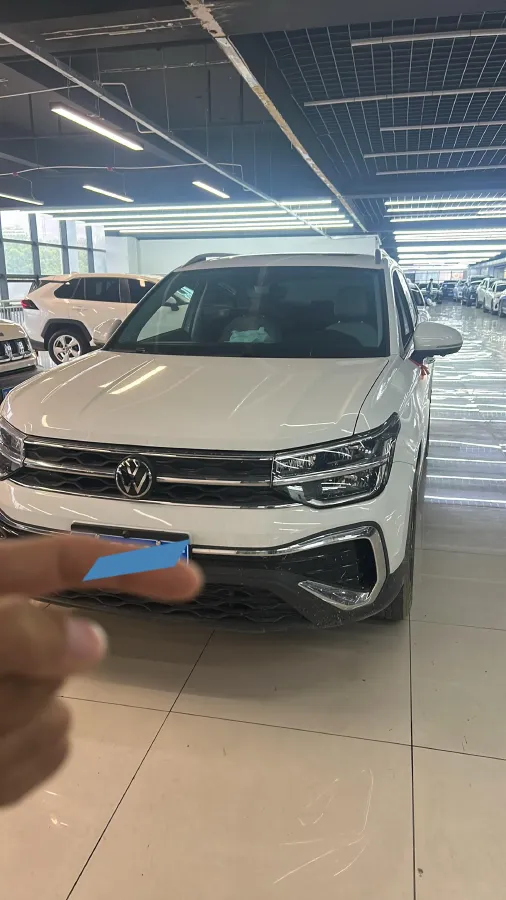 2024 Volkswagen Tharu 1.5T 160HP L4 7DCT,autocango,china used car exporter,china ev exporter,chinese used car exporter,chinese used ev exporter