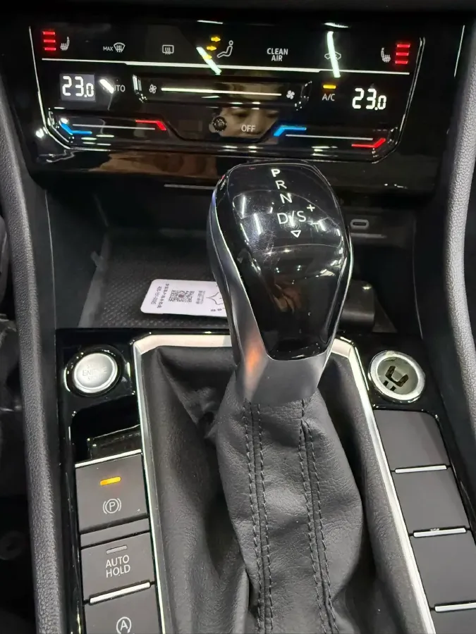 2023 Volkswagen Sagitar 1.4T 150HP L4 7DCT,autocango,china used car exporter,china ev exporter,chinese used car exporter,chinese used ev exporter