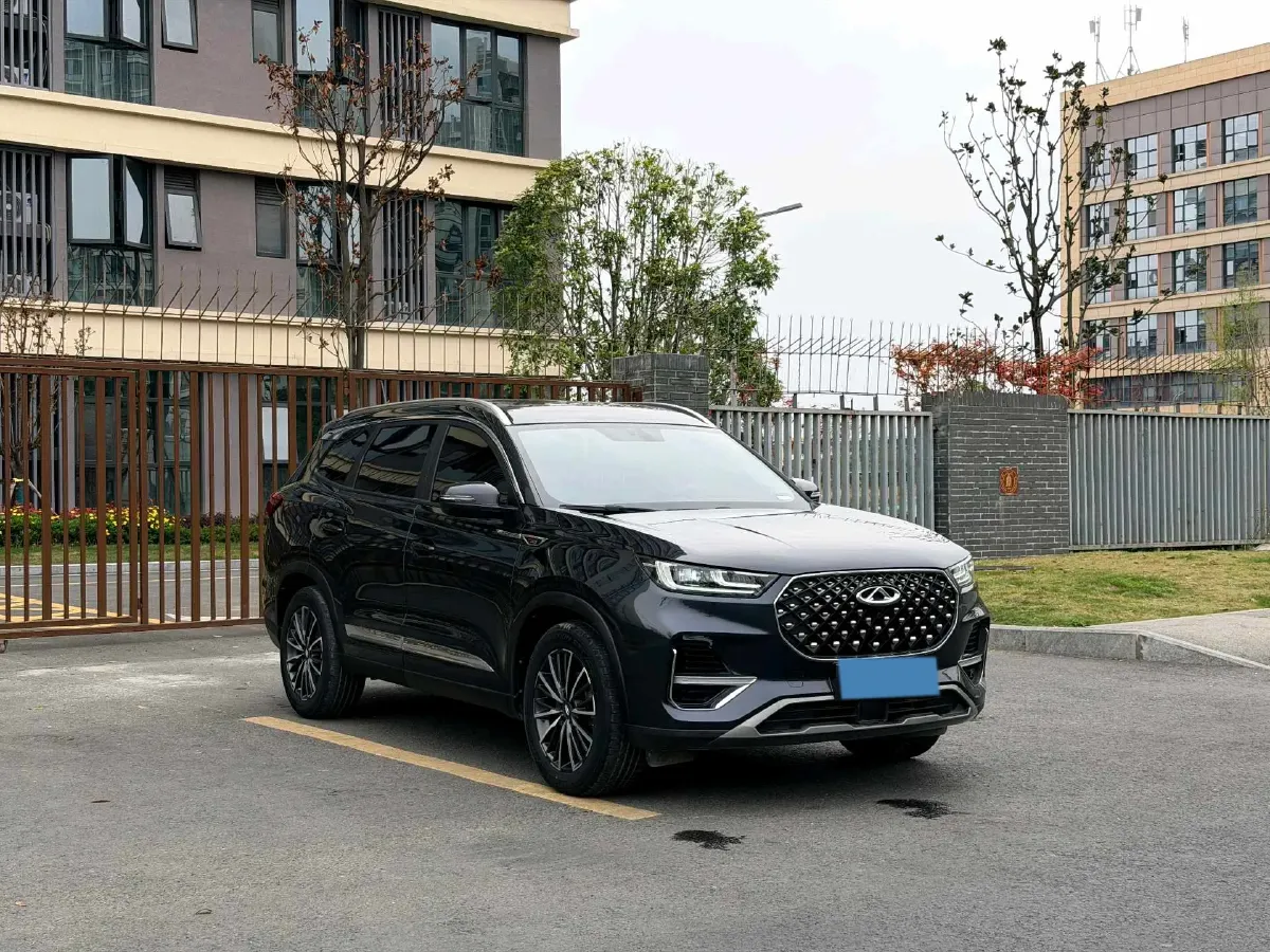 2021 Chery Tiggo 8 Plus 1.6T 197HP L4 7DCT,autocango,china used car exporter,china ev exporter,chinese used car exporter,chinese used ev exporter