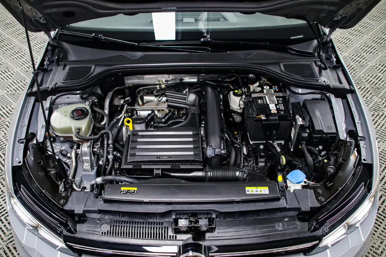 2021 Volkswagen Golf 1.4T 150HP L4 7DCT,autocango,china used car exporter,china ev exporter,chinese used car exporter,chinese used ev exporter