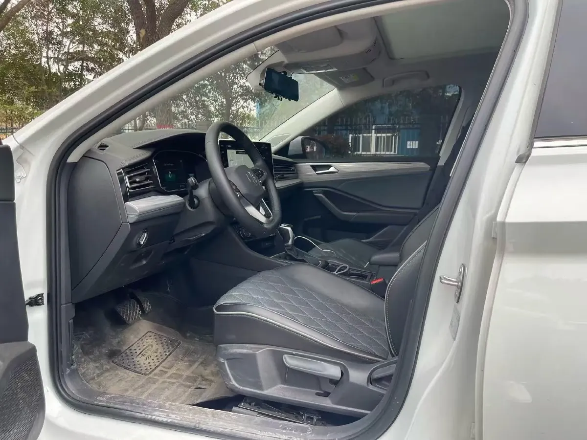 2024 Volkswagen Sagitar 1.5T 160HP L4 7DCT,autocango,china used car exporter,china ev exporter,chinese used car exporter,chinese used ev exporter