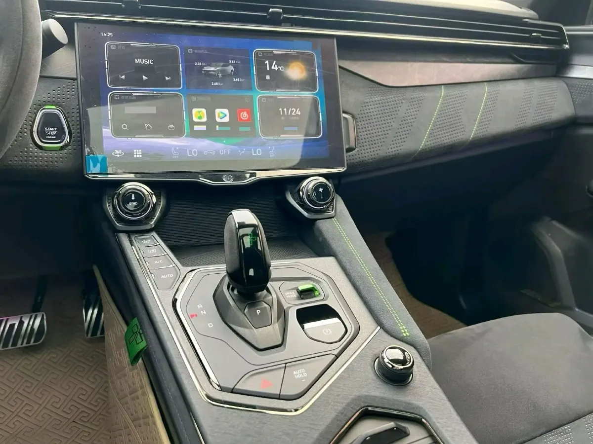 2022 LYNK&CO 05 2.0T 265HP L4 8AT,autocango,china used car exporter,china ev exporter,chinese used car exporter,chinese used ev exporter