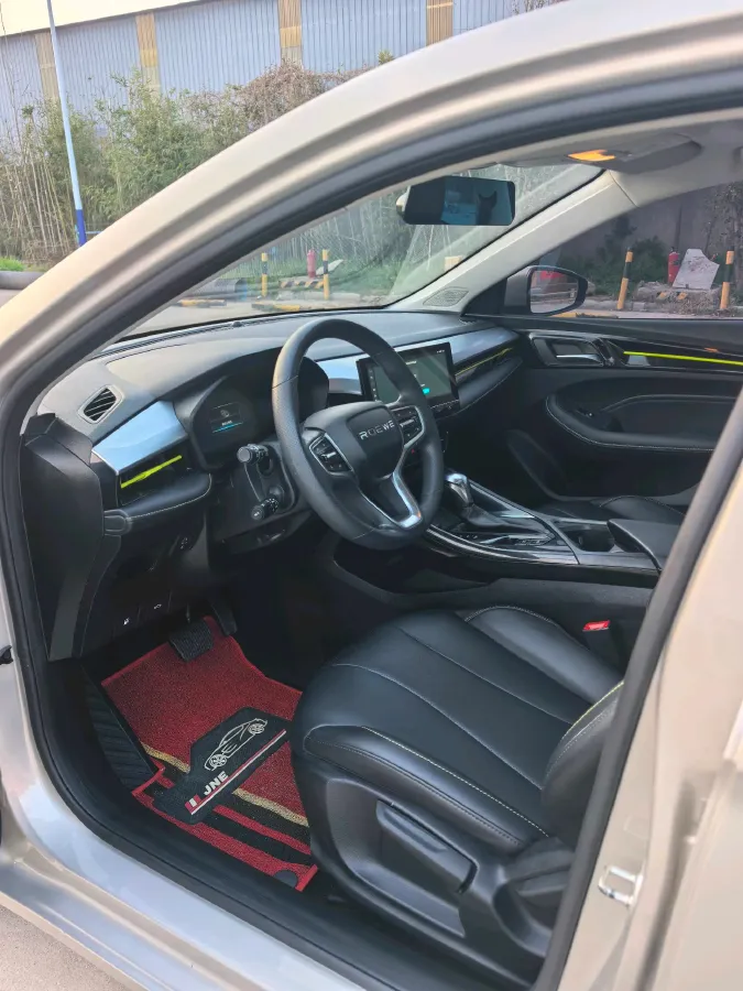 2021 Roewe i5 1.5L 120HP L4 CVT,autocango,china used car exporter,china ev exporter,chinese used car exporter,chinese used ev exporter