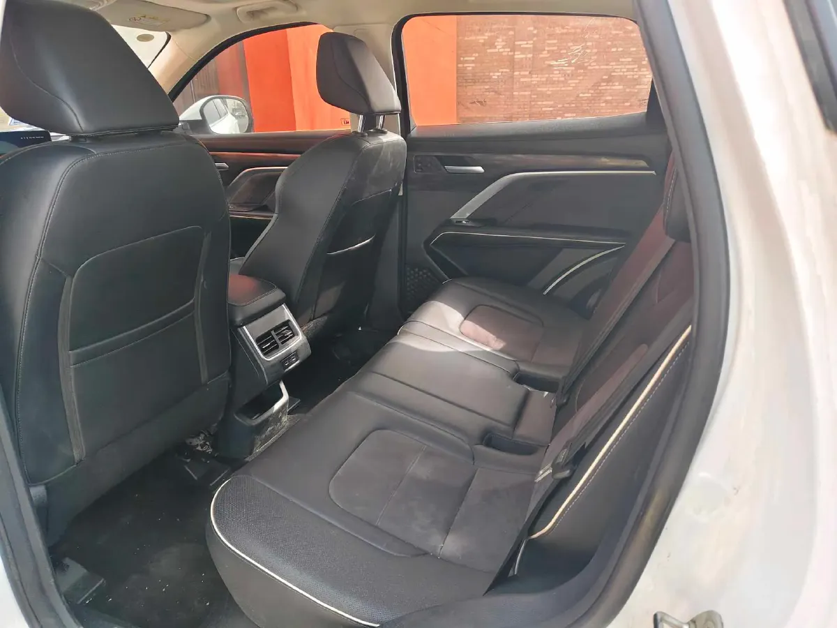 2023 Haval H6 1.5T 150HP L4 7DCT,autocango,china used car exporter,china ev exporter,chinese used car exporter,chinese used ev exporter