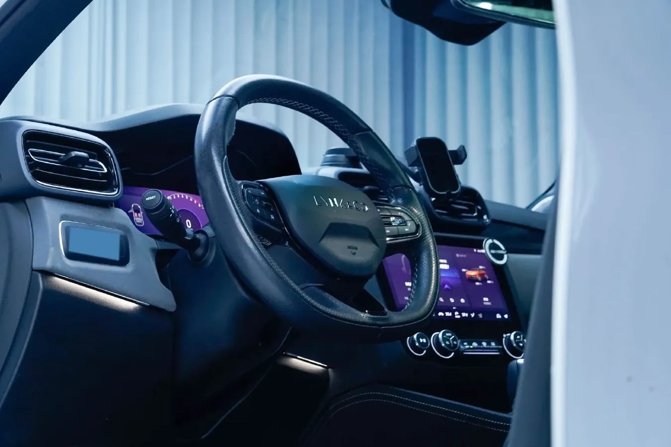 2022 LYNK&CO 02 Hatchback 2.0T 190HP L4 7DCT,autocango,china used car exporter,china ev exporter,chinese used car exporter,chinese used ev exporter