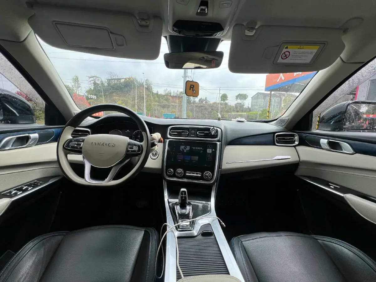 2017 Foton Sauvana 2.0T 218HP L4 6AT,autocango,china used car exporter,china ev exporter,chinese used car exporter,chinese used ev exporter