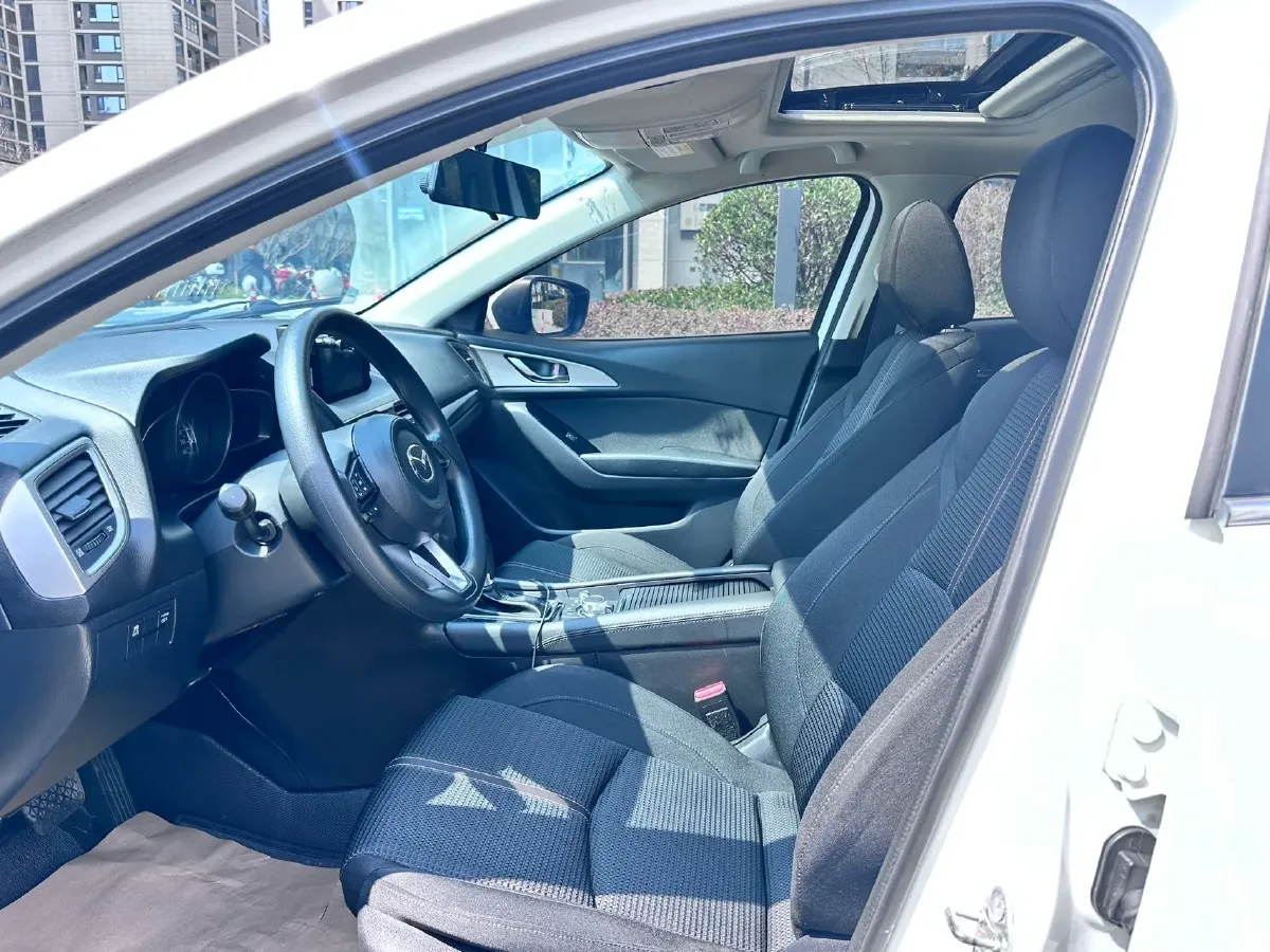 2019 Mazda 3 Axela 1.5L 117HP L4 6AT,autocango,china used car exporter,china ev exporter,chinese used car exporter,chinese used ev exporter