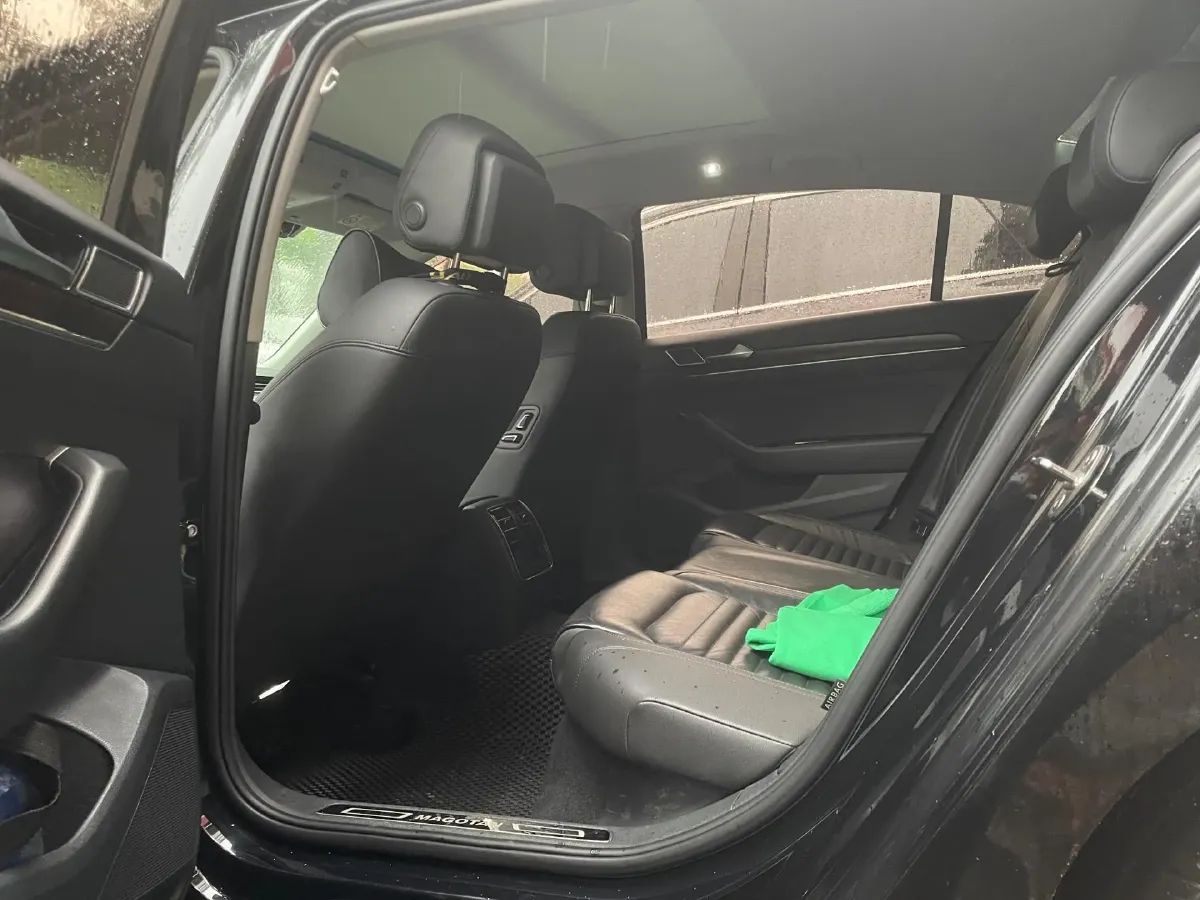 2018 Volkswagen Magotan 1.8T 180HP L4 7DCT,autocango,china used car exporter,china ev exporter,chinese used car exporter,chinese used ev exporter