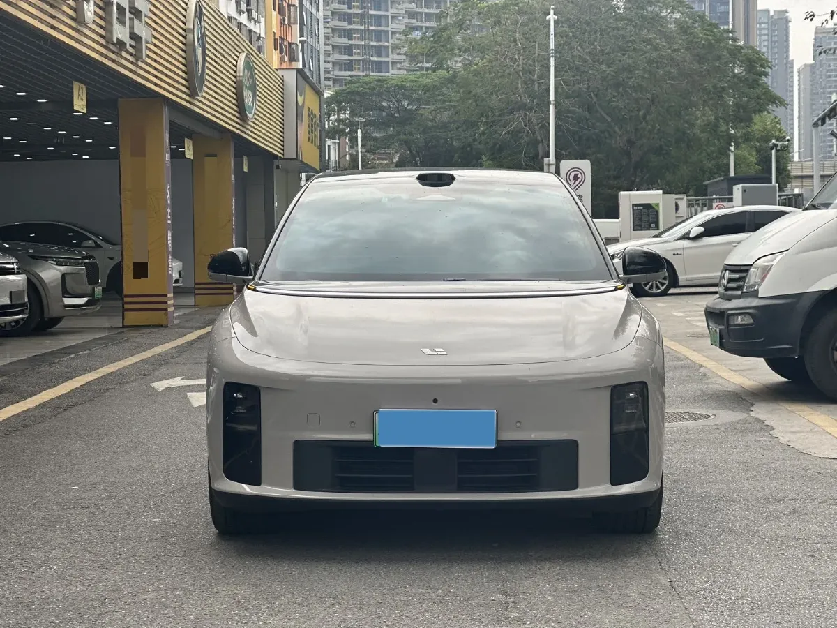 2025 Li i6 BEV,autocango,china used car exporter,china ev exporter,chinese used car exporter,chinese used ev exporter