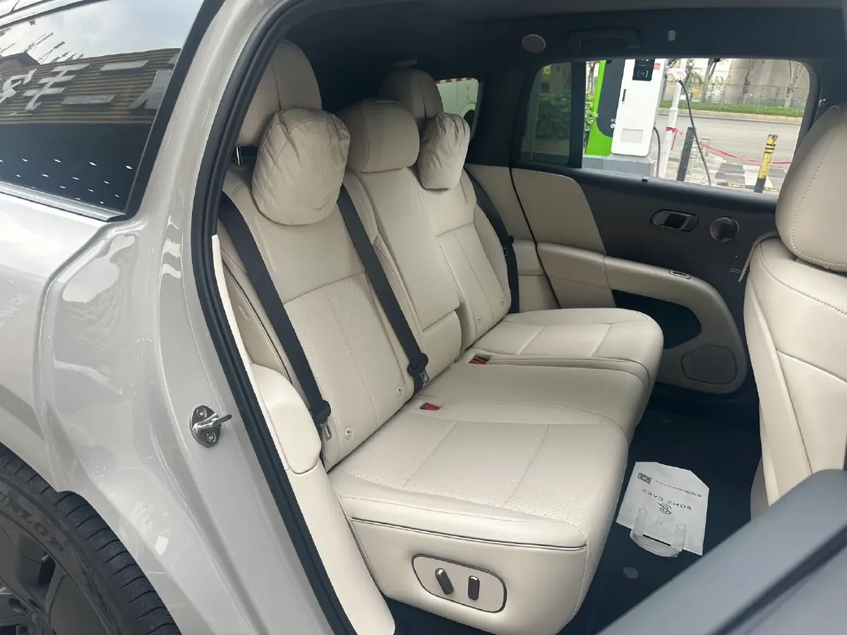 2025 Li i6 BEV,autocango,china used car exporter,china ev exporter,chinese used car exporter,chinese used ev exporter