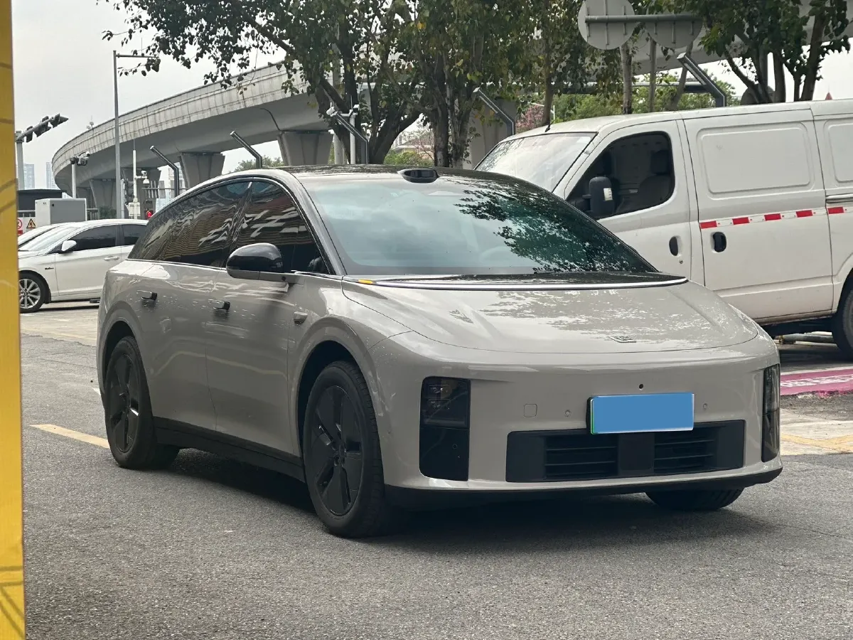 2025 Li i6 BEV,autocango,china used car exporter,china ev exporter,chinese used car exporter,chinese used ev exporter