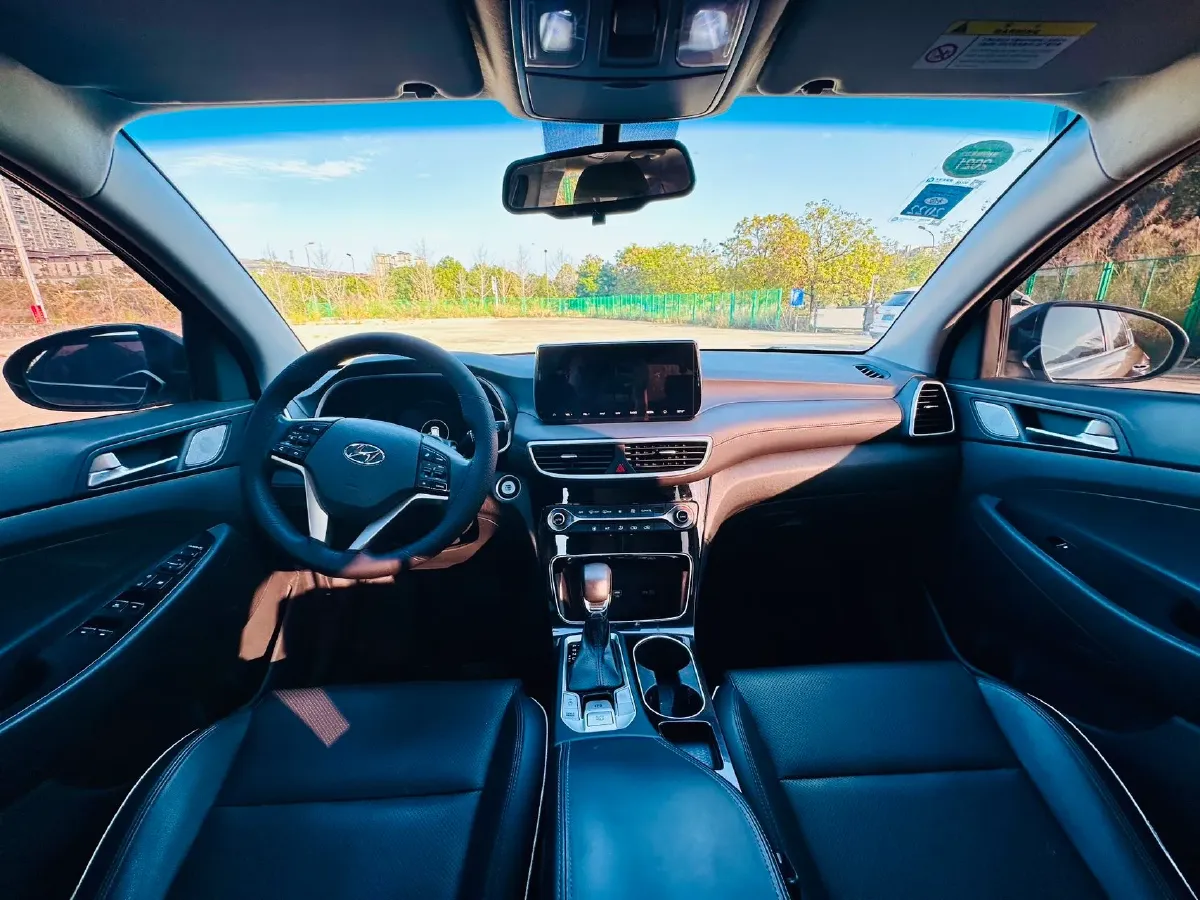 2019 Hyundai Tucson 1.6T 177HP L4 7DCT,autocango,china used car exporter,china ev exporter,chinese used car exporter,chinese used ev exporter