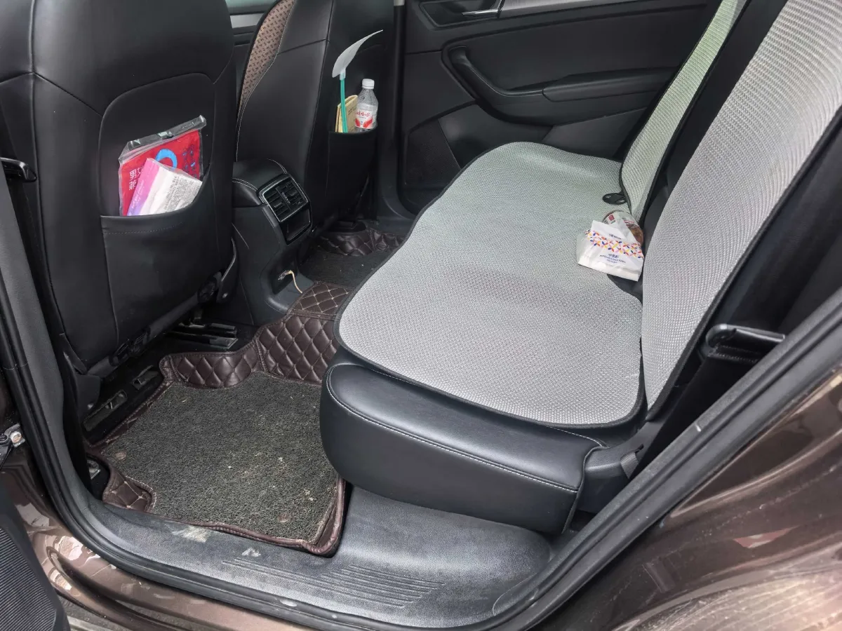 2017 Skoda Kodiak 1.8T 180HP L4 7DCT,autocango,china used car exporter,china ev exporter,chinese used car exporter,chinese used ev exporter