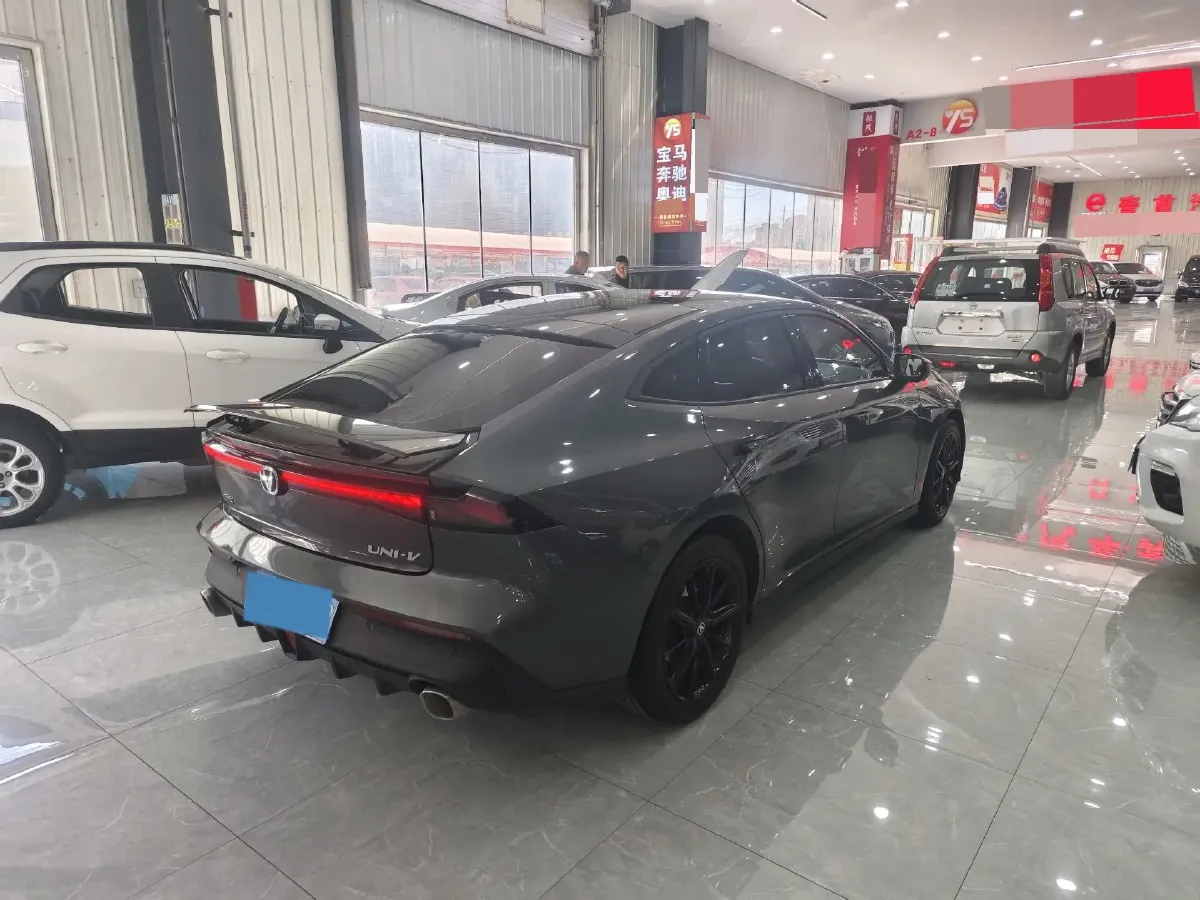 2023 ChangAn UNI-V 1.5T 188HP L4 7DCT,autocango,china used car exporter,china ev exporter,chinese used car exporter,chinese used ev exporter