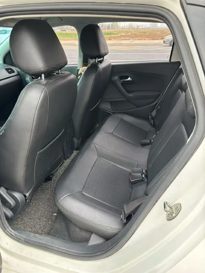 2016 Volkswagen Polo 1.4L 90HP L4 6AT,autocango,china used car exporter,china ev exporter,chinese used car exporter,chinese used ev exporter