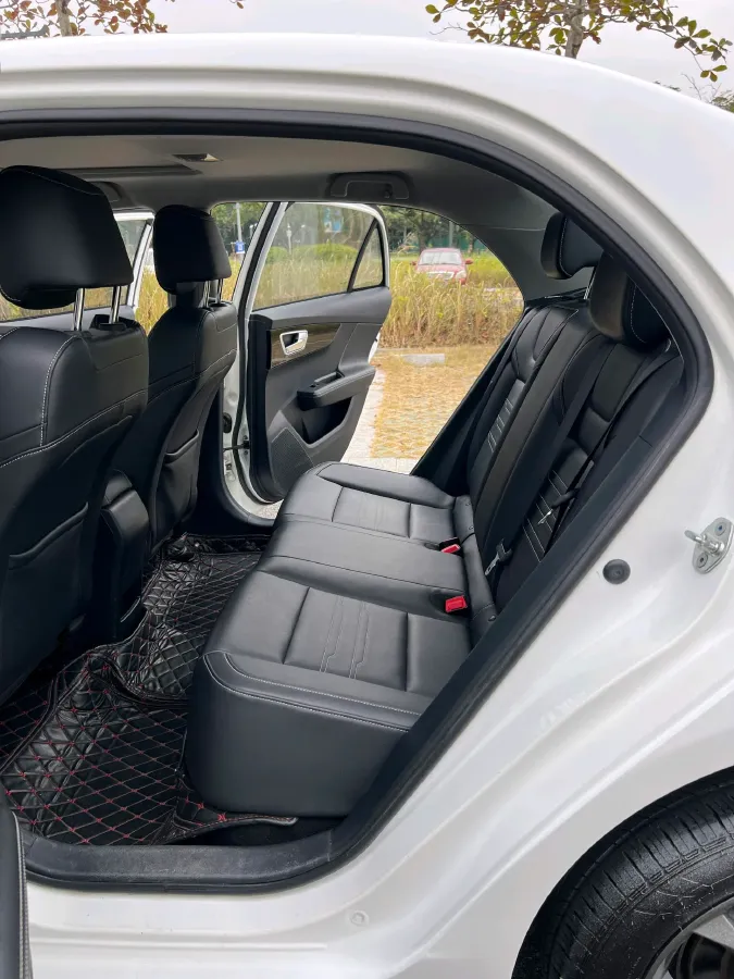 2019 BYD Qin 1.5L 109HP L4 5MT,autocango,china used car exporter,china ev exporter,chinese used car exporter,chinese used ev exporter