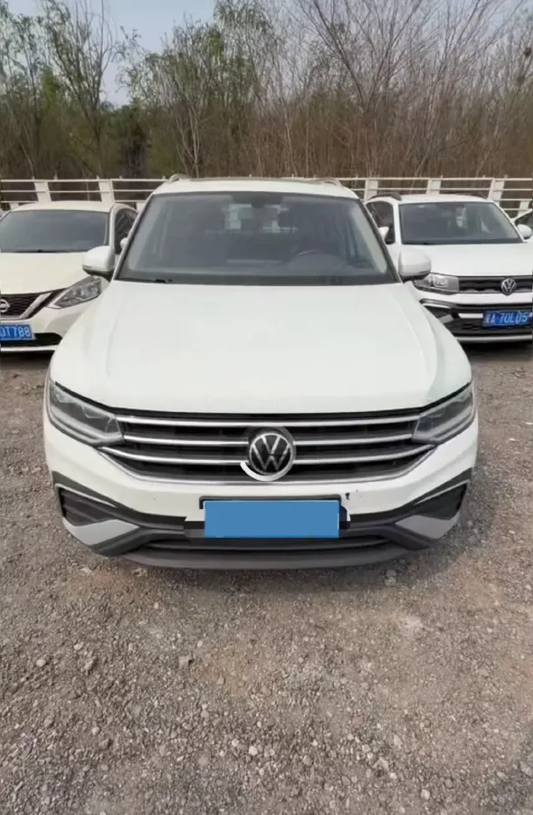 2023 Volkswagen Tiguan L 1.5T 160HP L4 7DCT,autocango,china used car exporter,china ev exporter,chinese used car exporter,chinese used ev exporter