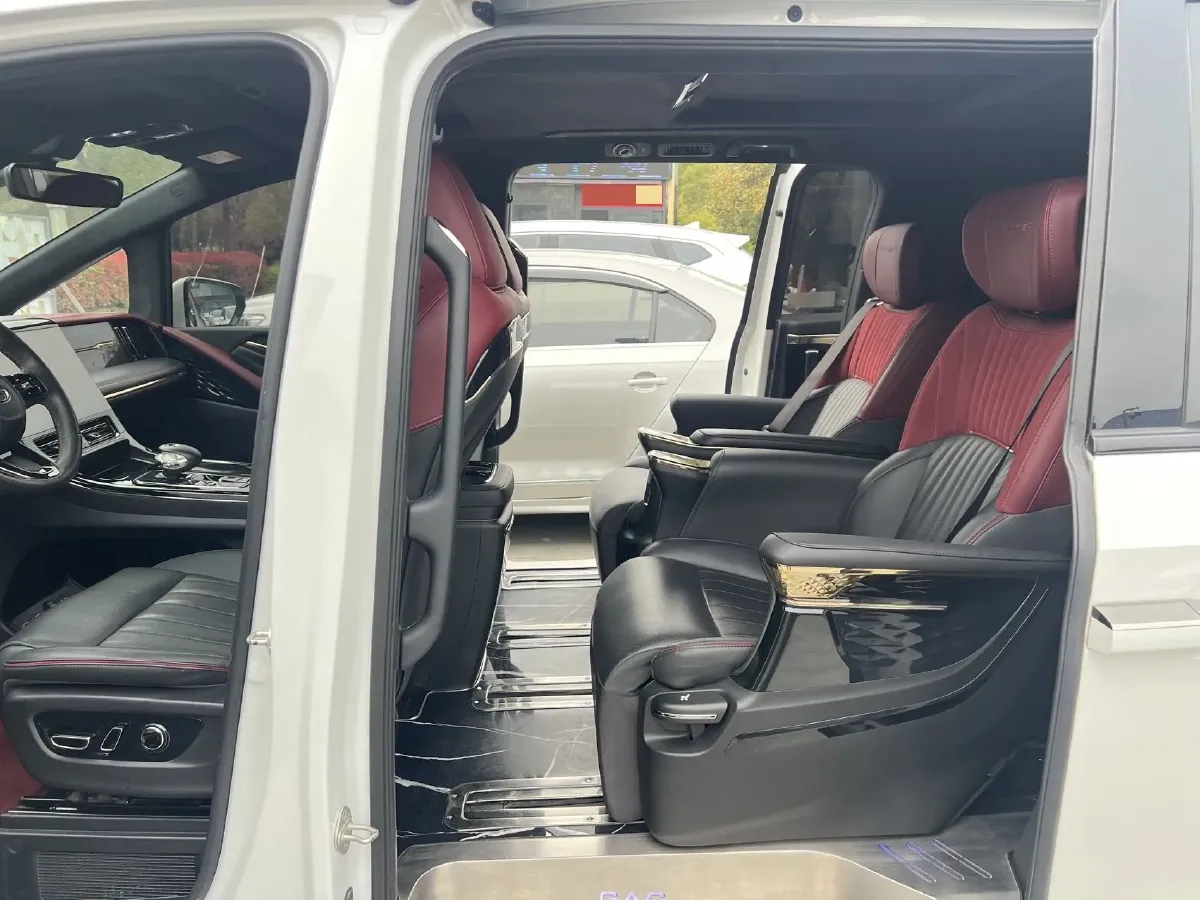 2023 GAC Trumpchi M8 2.0T 252HP L4 8AT,autocango,china used car exporter,china ev exporter,chinese used car exporter,chinese used ev exporter