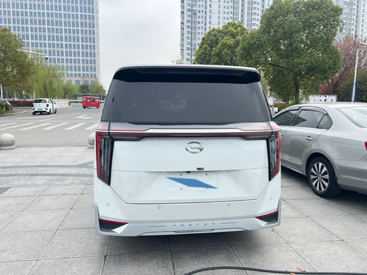 2023 GAC Trumpchi M8 2.0T 252HP L4 8AT,autocango,china used car exporter,china ev exporter,chinese used car exporter,chinese used ev exporter