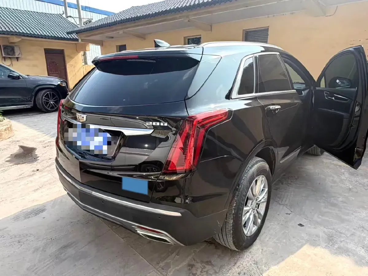 2021 Cadillac XT5 2.0T 237HP L4 9AT,autocango,china used car exporter,china ev exporter,chinese used car exporter,chinese used ev exporter