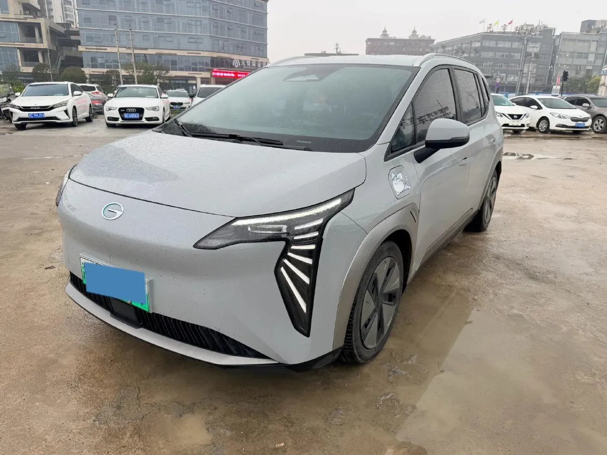 2024 Leapmotor C11 1.5L 95HP L4 REEV 43.74KWH,autocango,china used car exporter,china ev exporter,chinese used car exporter,chinese used ev exporter