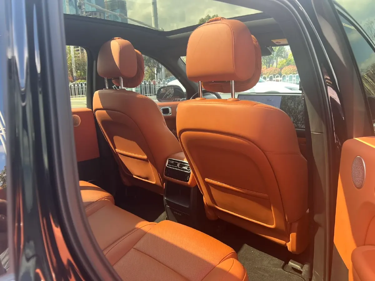 2024 Li L6 Range Extended 154HP L4 REEV 36.8KWH,autocango,china used car exporter,china ev exporter,chinese used car exporter,chinese used ev exporter