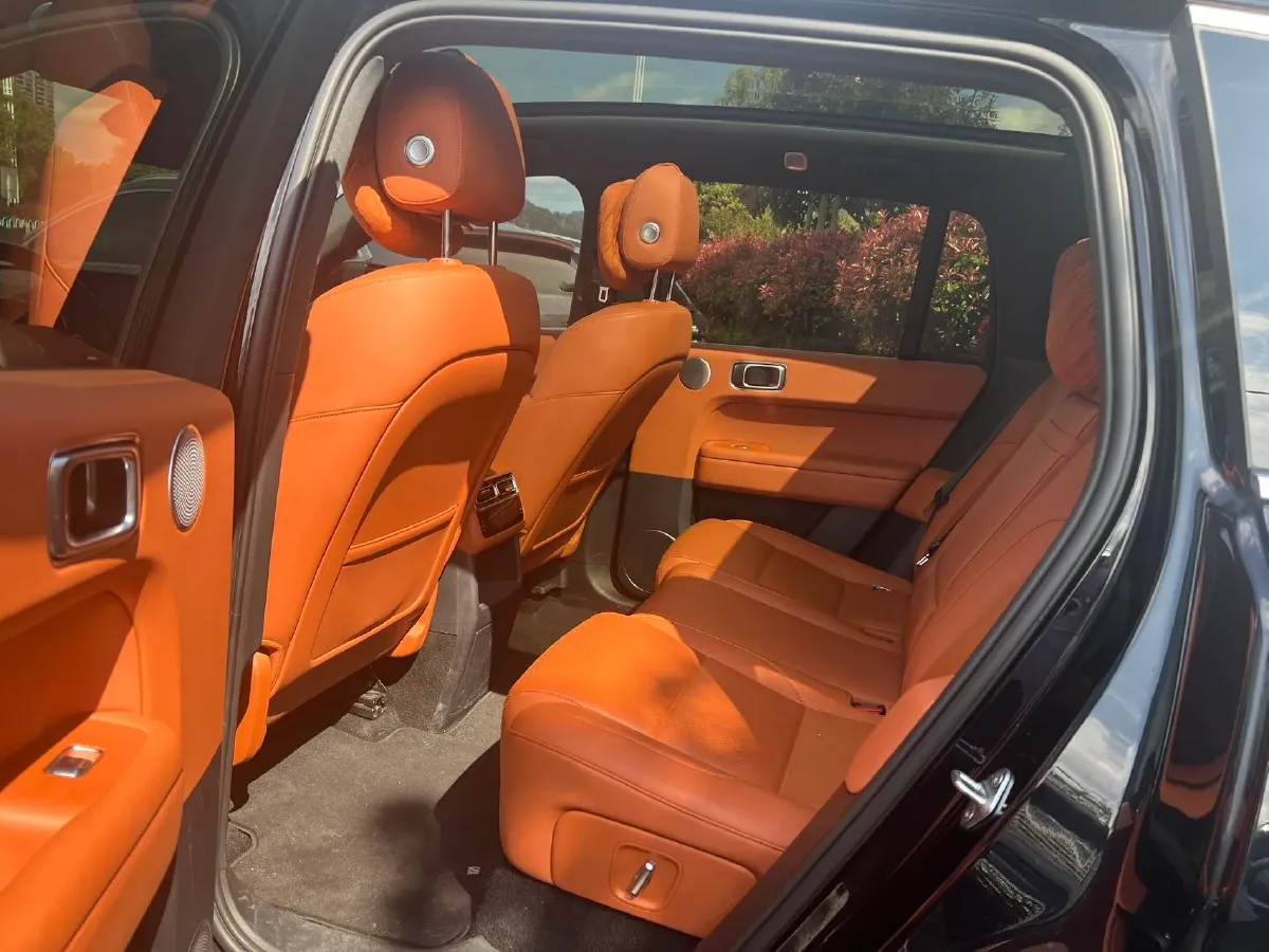 2024 Li L6 Range Extended 154HP L4 REEV 36.8KWH,autocango,china used car exporter,china ev exporter,chinese used car exporter,chinese used ev exporter